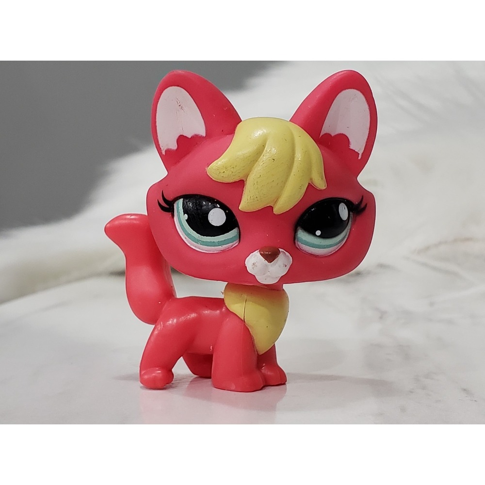 Littlest Pet Shop Authentic LPS #2643 Red Yellow Fox Teal Blue Eyes Sunny Picnic